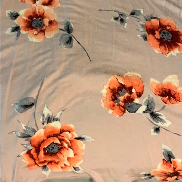 Forever 21 1X Floral Dress Gently Used - Picture 4 of 6